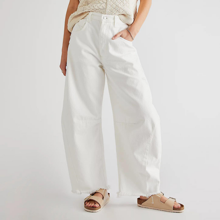 L'ATERIBÉLLE FLARED DENIM JEANS BY LILIAN-THOURAM™