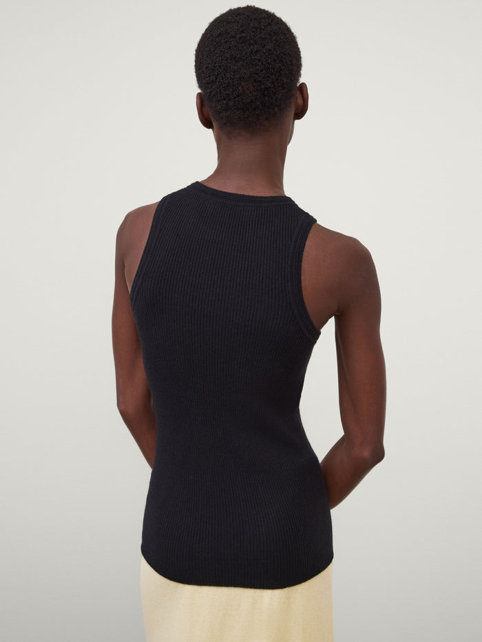 The Amya Top