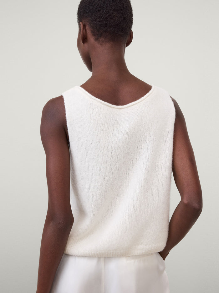 The Devine Top