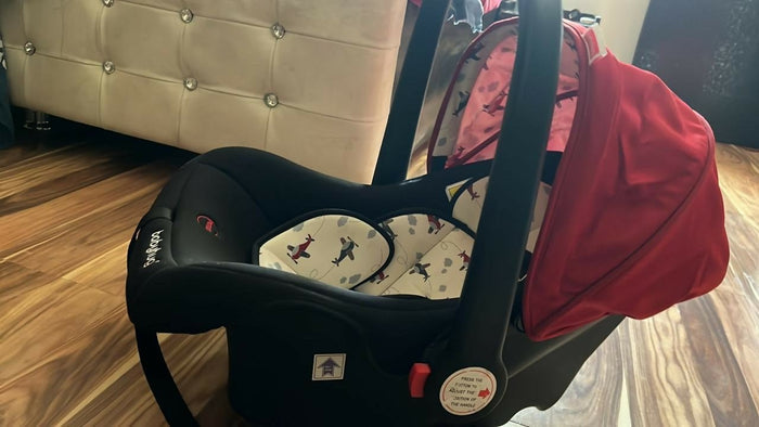 BABYHUG Infant Car Seat / Carrier