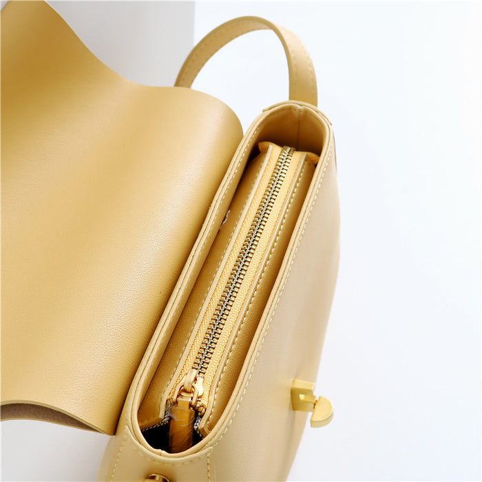 Calienne Classic Leather Saddle Bag