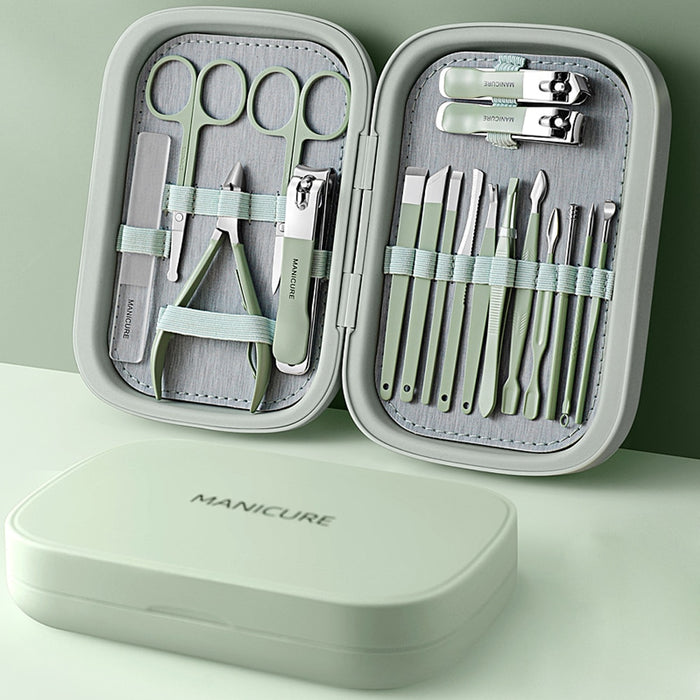 Cleo Executive Grooming Kit