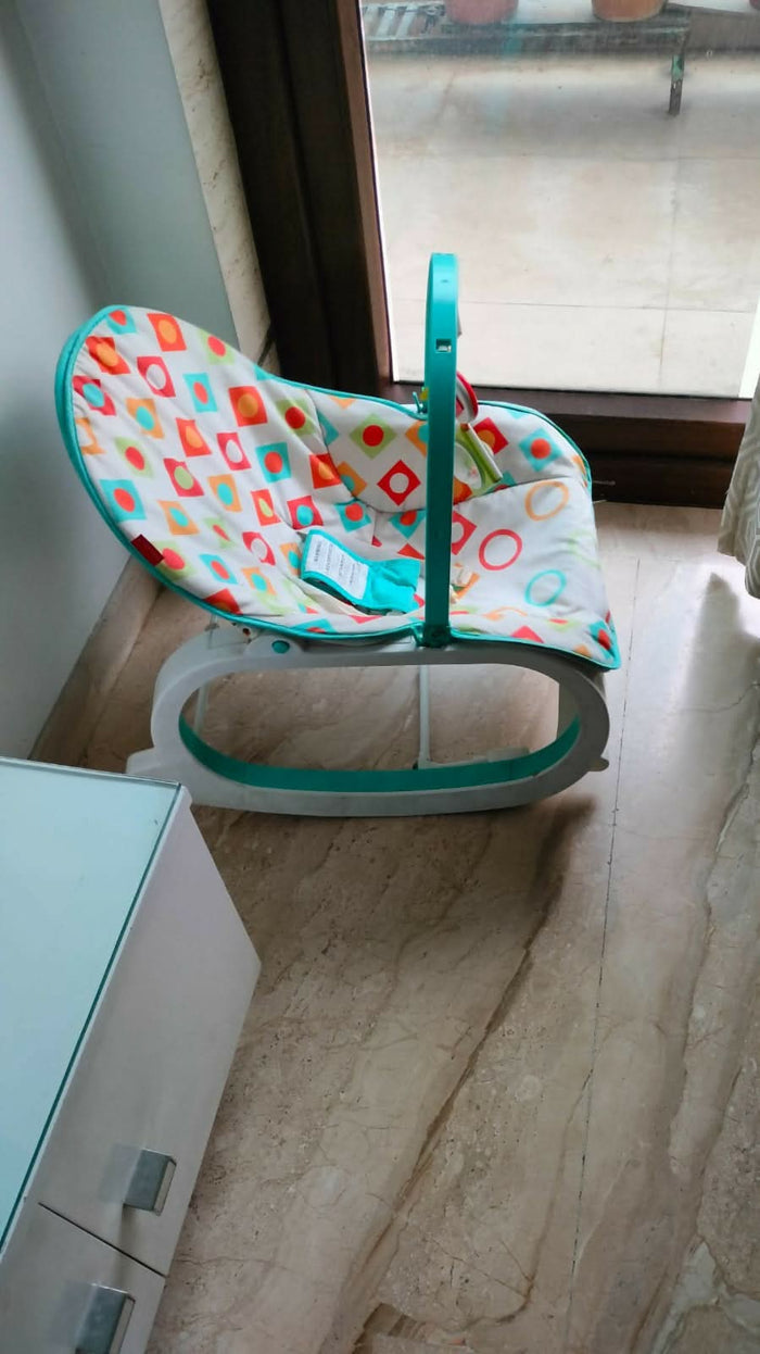 From gentle naps to playful wiggles—comfort begins with FISHER PRICE.