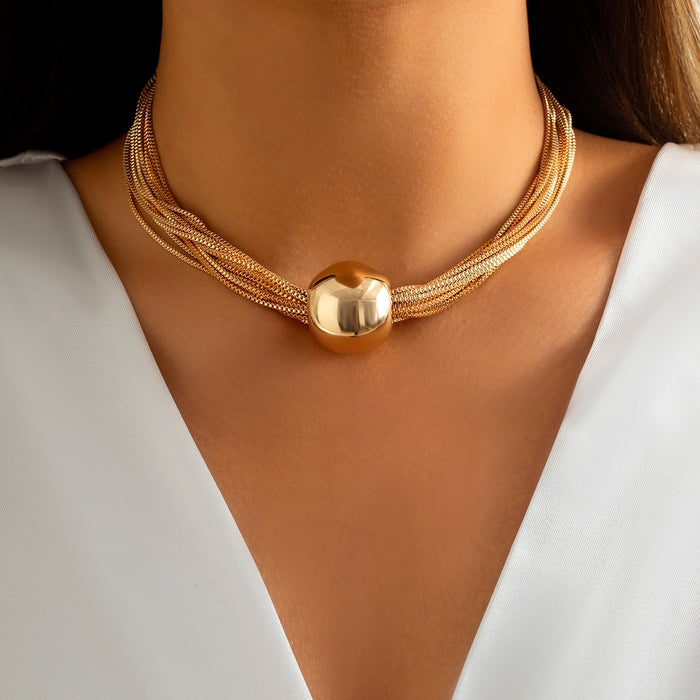 Izy Lynden Dazzling Chain Choker