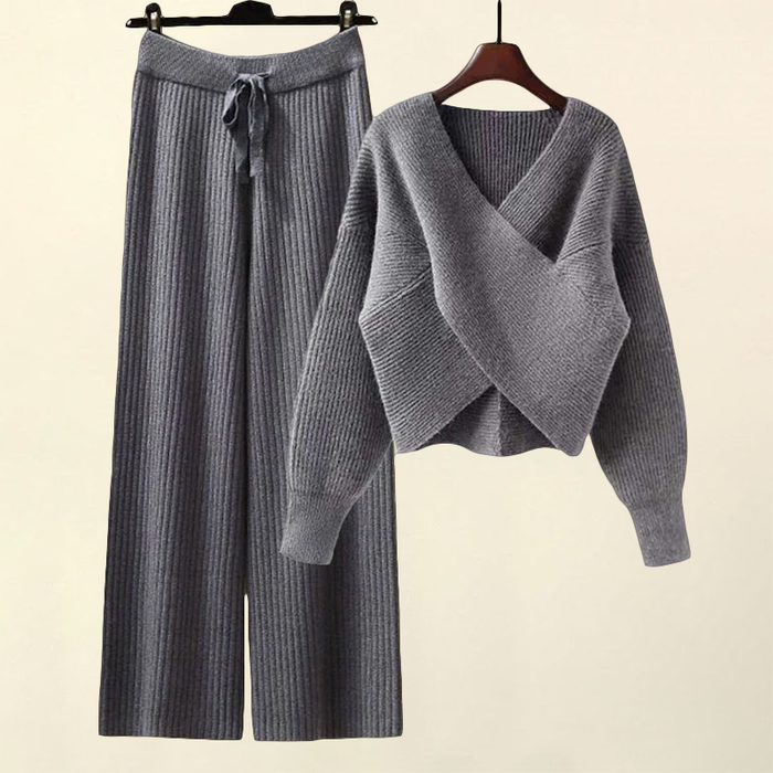 Marie-Caley Intricate Leisure Set