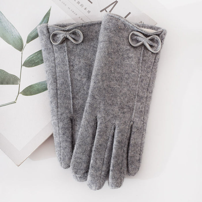 Marie-Caley Velvety Gloves