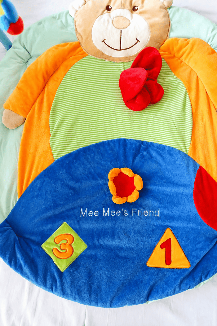 MEE MEE  Baby Activity Play Gym Tummy Time Mat w/ Toys Bag B098