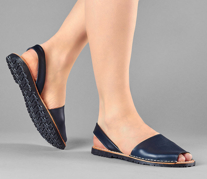 Navy Avarcas