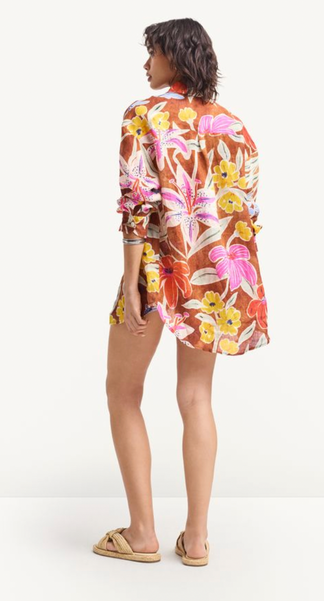 Playa Boyfriend Shirt in Painted Garden