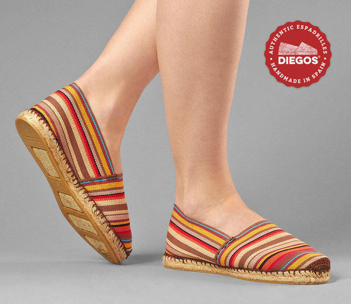 Red stripes espadrilles