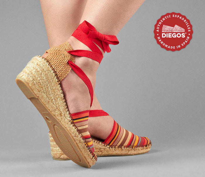 Red stripes Lola