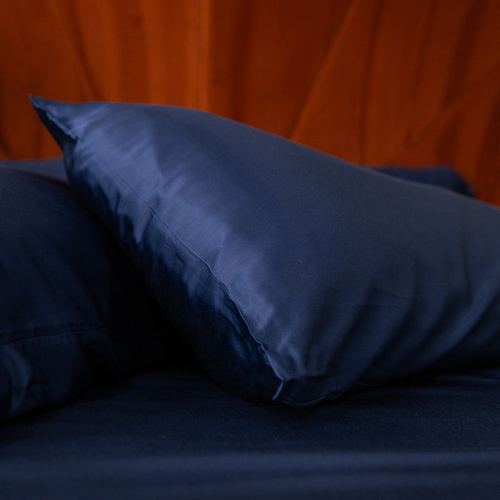 Sateen Pillowcase Set in Deep Sleep
