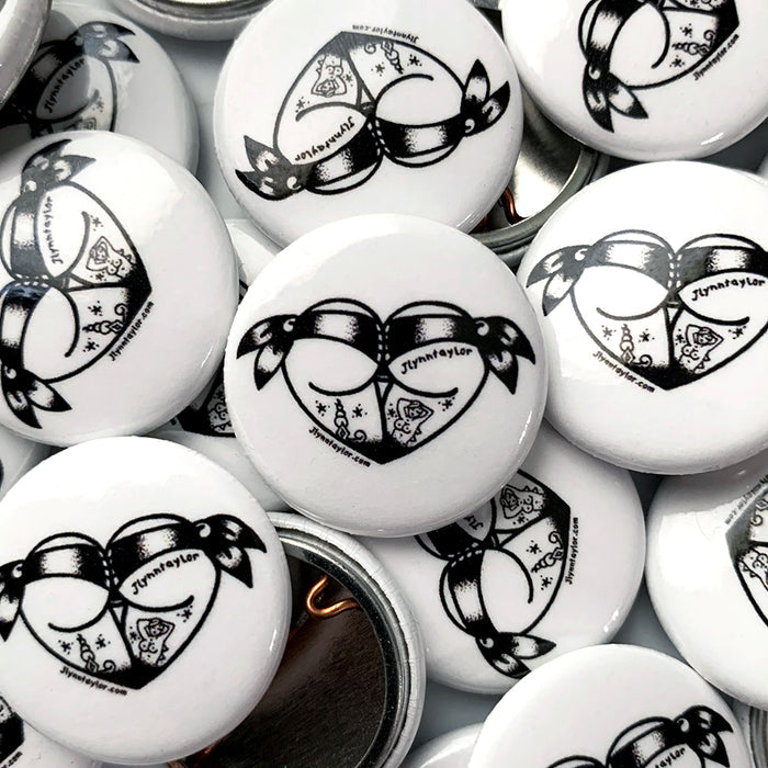 American traditional tattoo flash Scrunch Butt Heart booty Pin-back button.