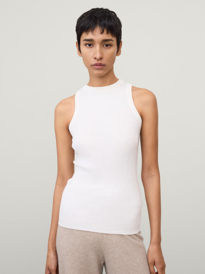 The Amya Top