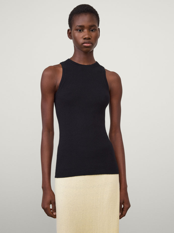 The Amya Top