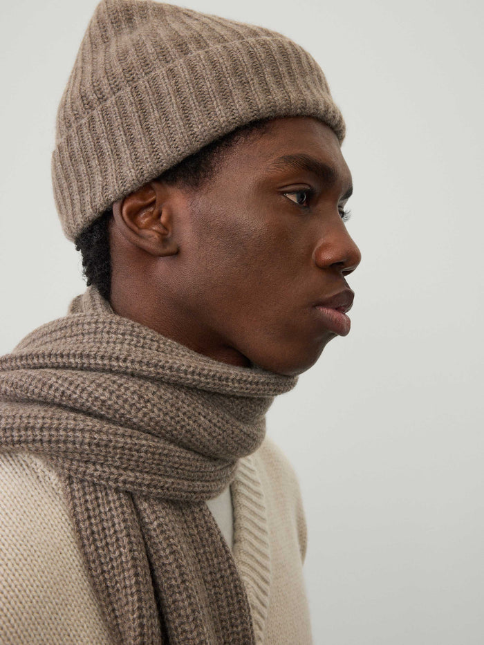 The Menton Hat