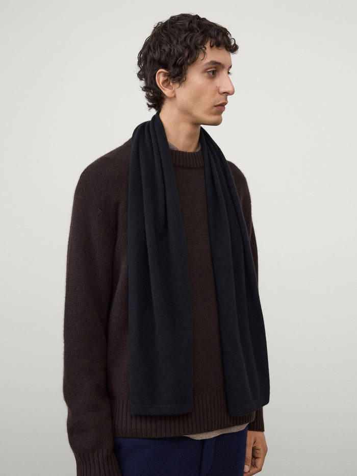 The Viktor Scarf